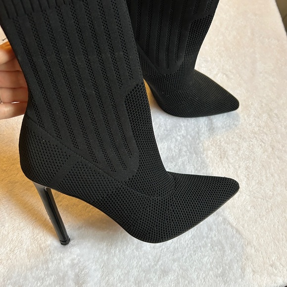 Steve Madden black Knit bootie - Picture 2 of 5